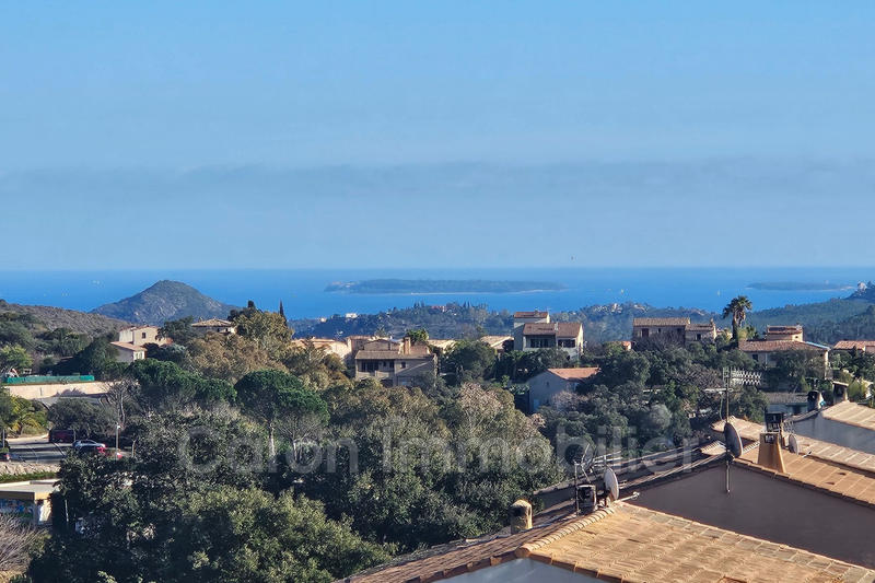 Maison - 111 m² - 5 pièces