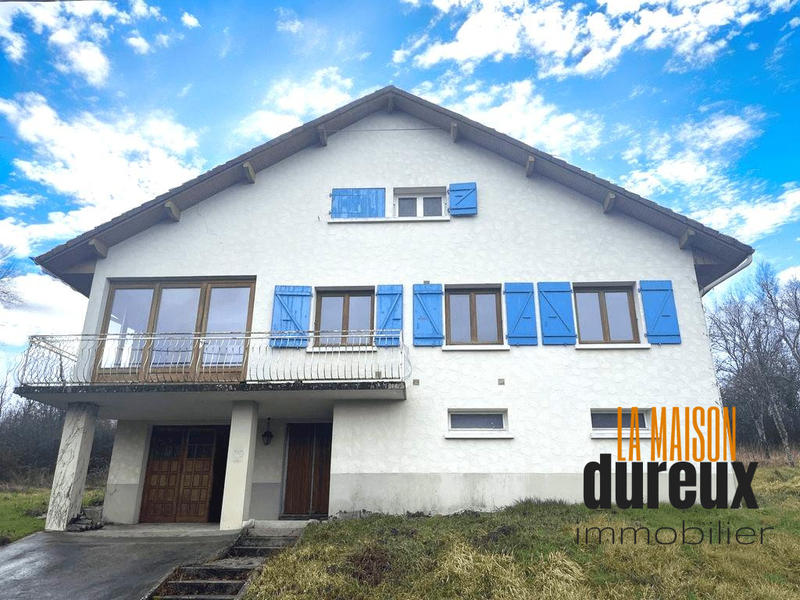 Maison traditionnelle - 114 m² - 6 pièces