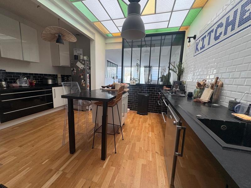 Maison - 110 m² - 4 pièces