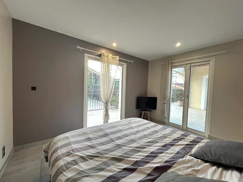 Maison - 190 m² - 2 pièces