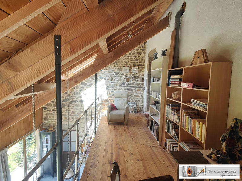 Maison ancienne - 215 m² - 6 pièces