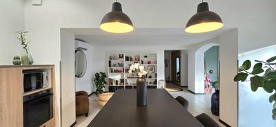 Maison - 162 m² - 7 pièces