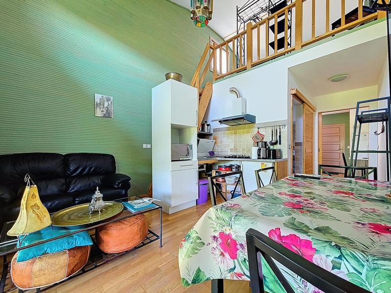 Maison - 170 m² - 9 pièces