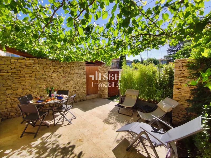 Maison - 480 m² - 8 pièces