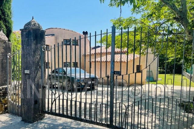 Maison - 138 m² - 4 pièces