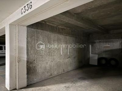 Parking - 10 m²