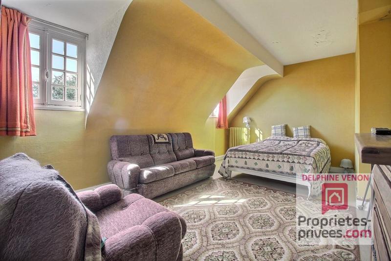 Maison - 141 m² - 5 pièces