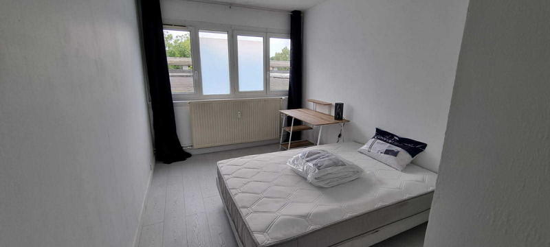 Appartement - 90 m² - 4 pièces