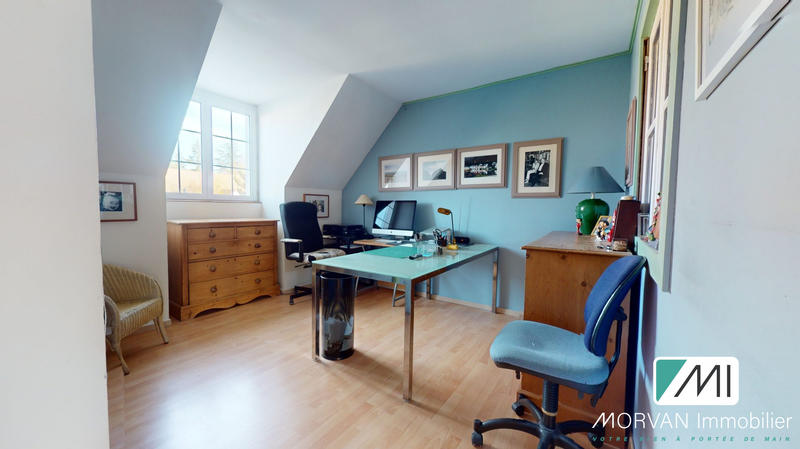 Maison - 290 m² - 11 pièces