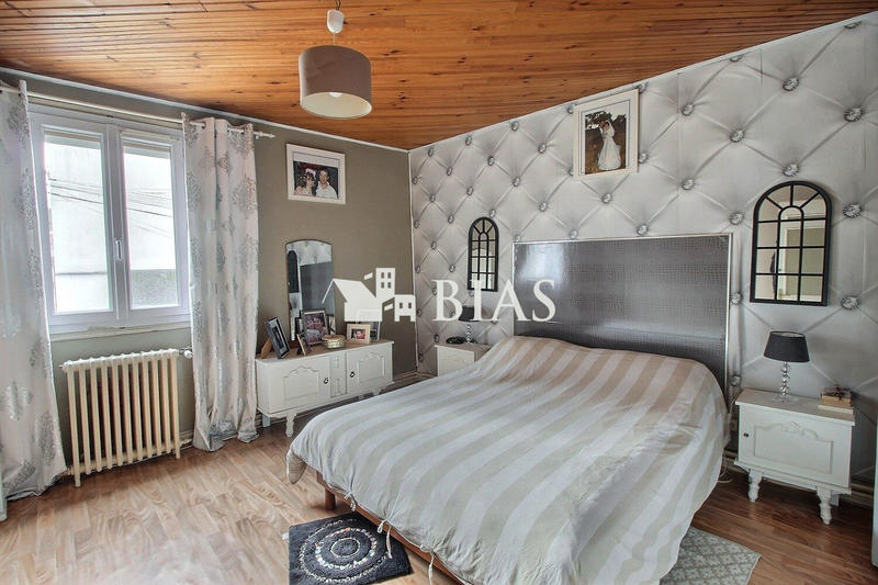 Maison - 163 m² - 6 pièces