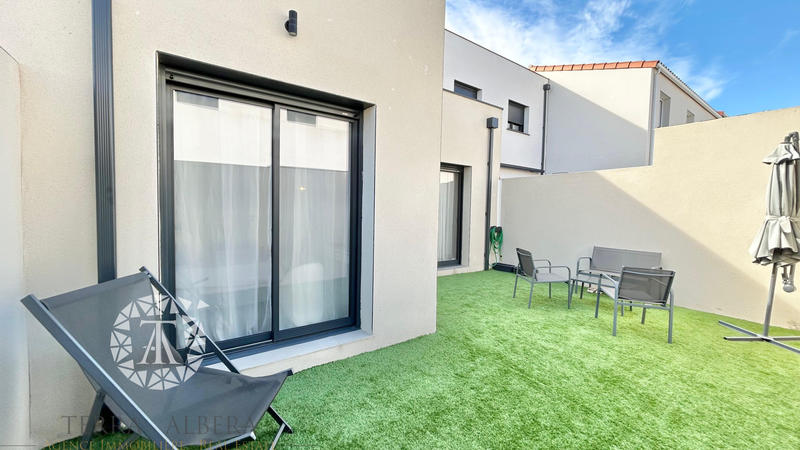 Maison - 96 m² - 4 pièces