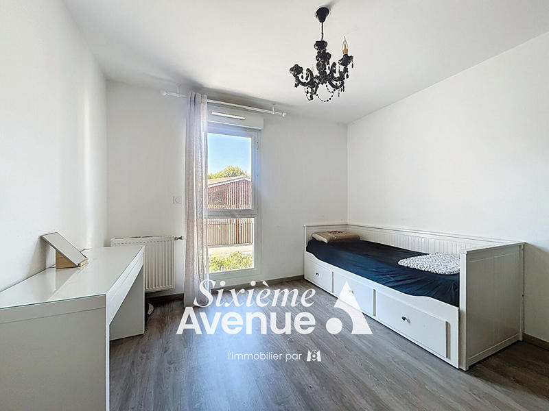 Appartement - 80 m² - 4 pièces