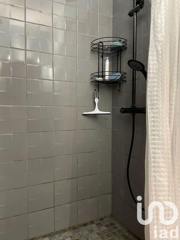 Maison - 230 m² - 7 pièces