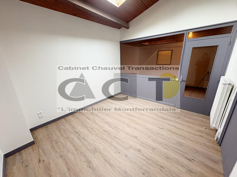 Maison - 98 m² - 5 pièces