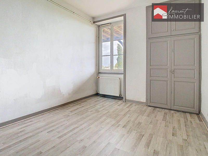 Maison - 187 m² - 7 pièces