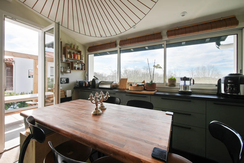 Maison - 180 m² - 5 pièces