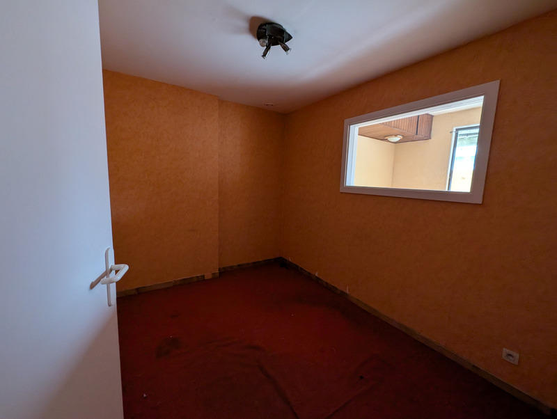 Local commercial - 59 m² - 6 pièces