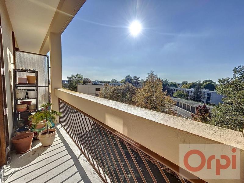 Appartement - 83 m² - 5 pièces