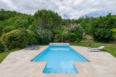 Propriété - 318 m² - 7 pièces