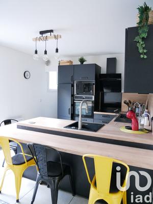 Maison - 138 m² - 7 pièces