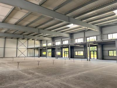 Entrepôt - 220 m²