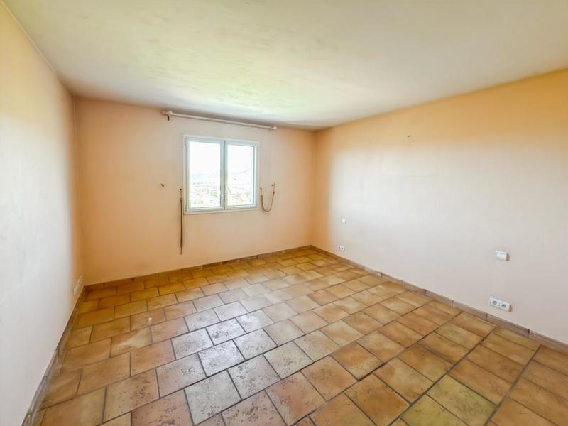 Villa - 300 m² - 5 pièces