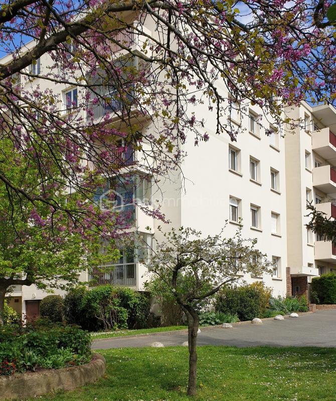 Appartement - 74 m² - 4 pièces