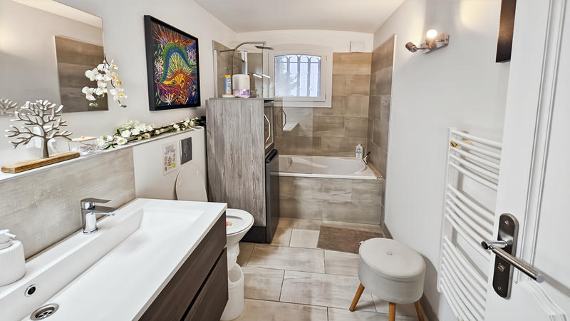 Villa - 187 m² - 7 pièces