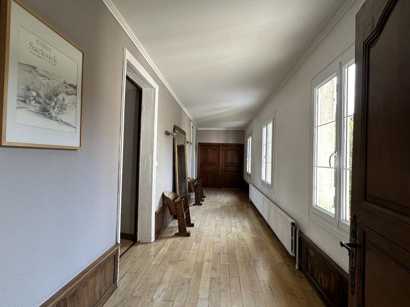 Maison de maîtres - 415 m² - 10 pièces