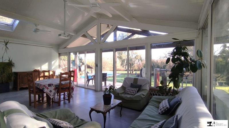 Maison traditionnelle - 157 m² - 4 pièces