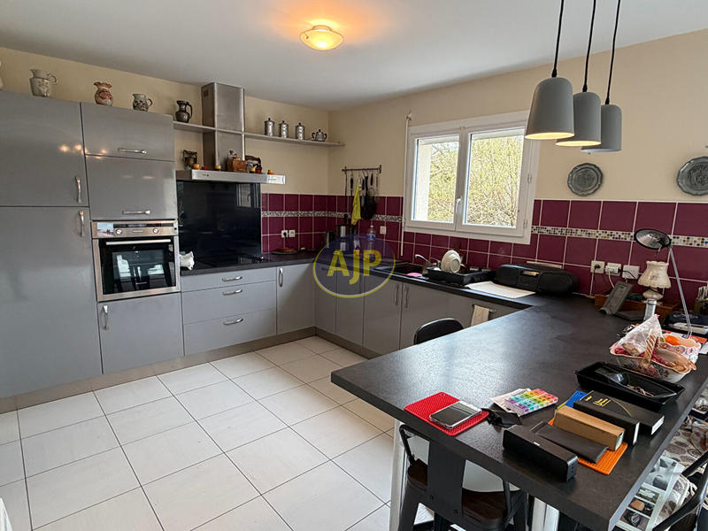 Maison - 113 m² - 4 pièces