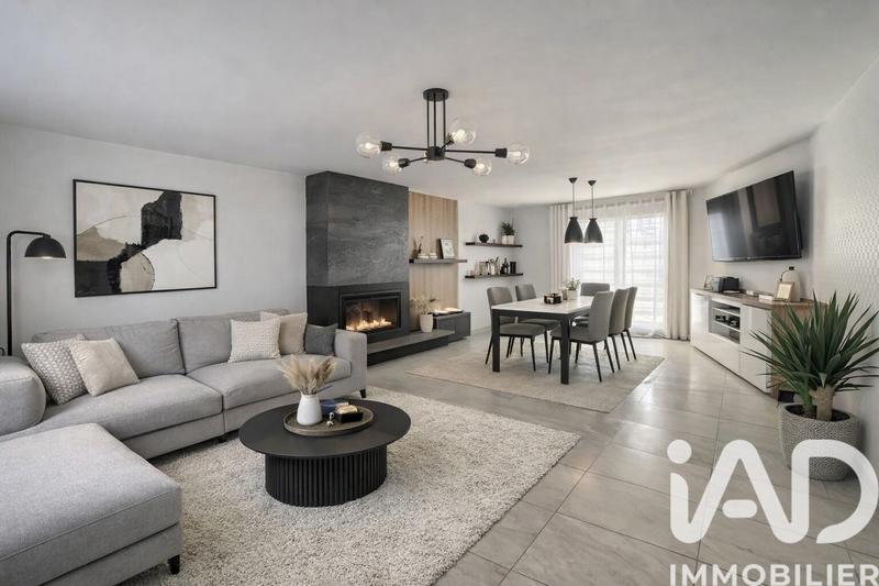 Maison - 177 m² - 5 pièces
