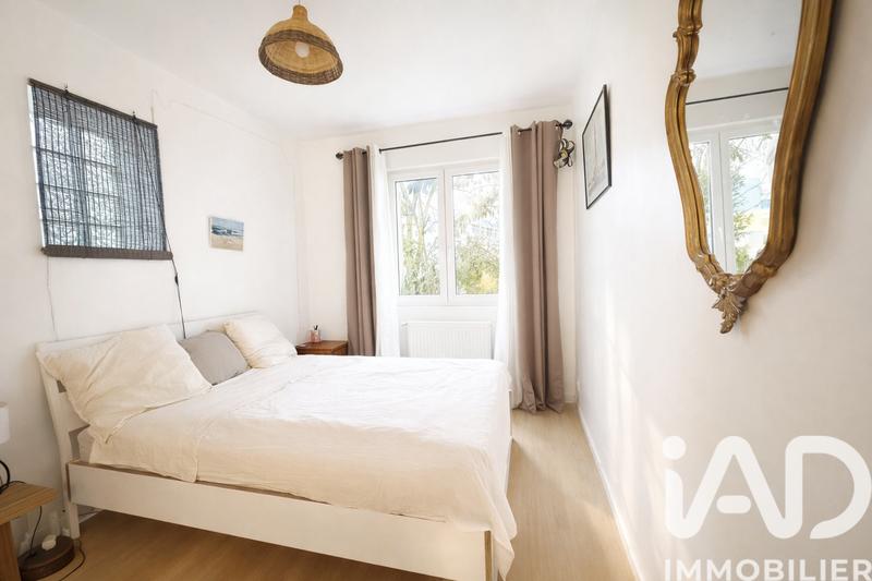 Maison - 195 m² - 7 pièces