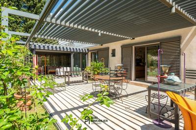 Villa - 185 m² - 6 pièces