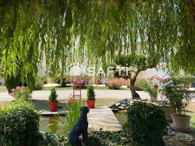 Maison de maîtres - 444 m² - 13 pièces