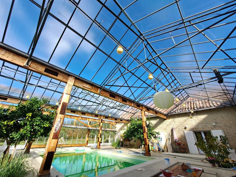 Maison - 406 m² - 9 pièces