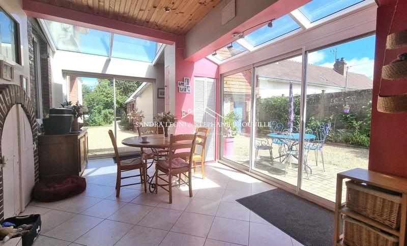 Maison - 166 m² - 7 pièces