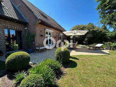 Maison - 210 m² - 6 pièces