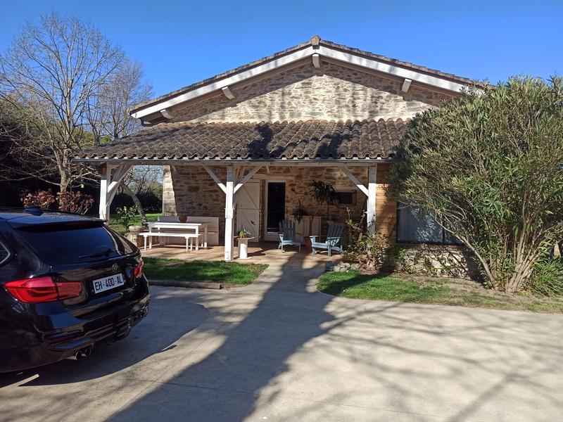 Maison traditionnelle - 262 m² - 8 pièces