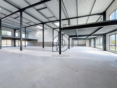 Local d'activités - 229 m²