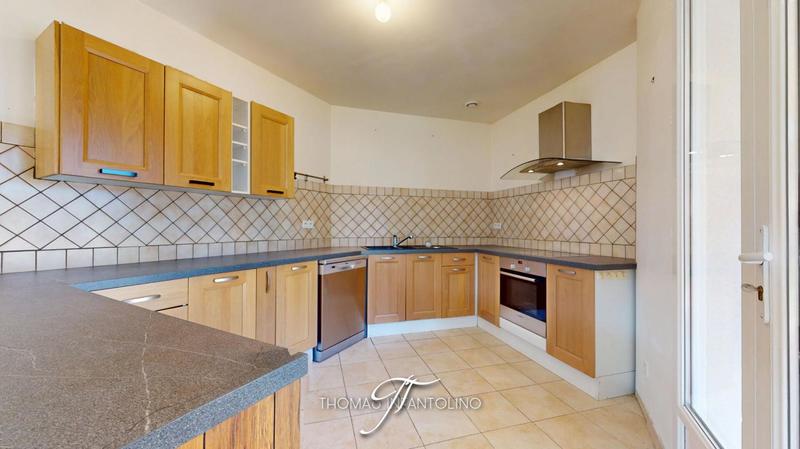 Maison - 137 m² - 6 pièces