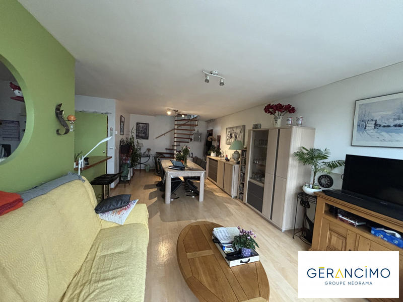 Appartement - 97 m² - 4 pièces