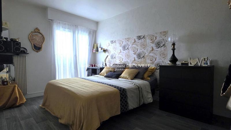 Appartement - 93 m² - 5 pièces