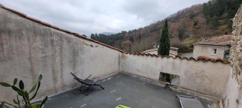 Maison - 107 m² - 3 pièces