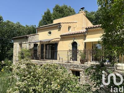 Maison - 200 m² - 5 pièces