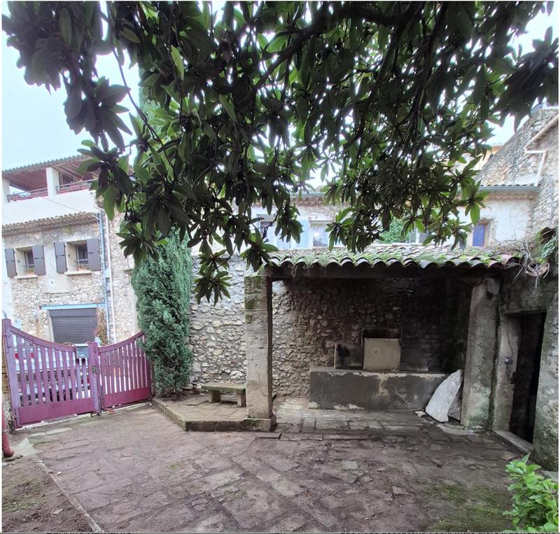 Maison de village - 255 m² - 6 pièces