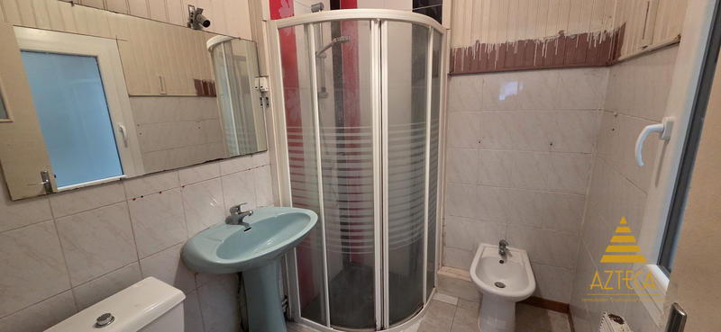 Maison - 96 m² - 5 pièces