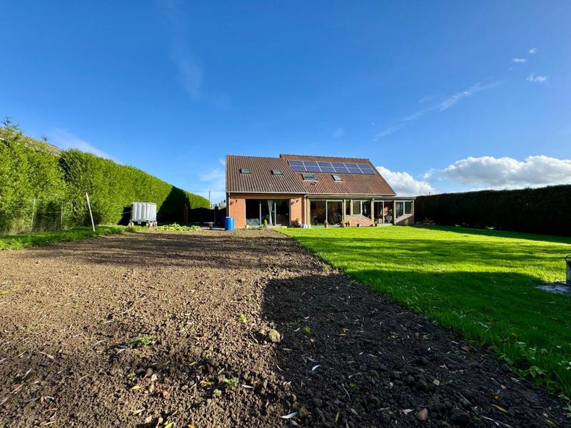 Maison - 172 m² - 5 pièces