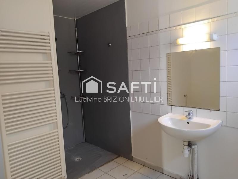 Maison de village - 283 m² - 10 pièces