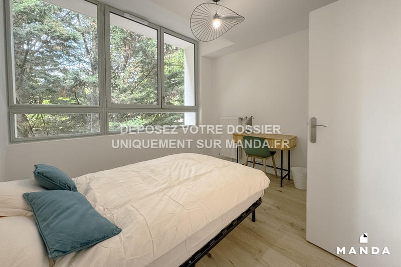 Chambre - 10 m² - 4 pièces